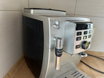 Plnoautomatický kávovar DeLonghi ECAM 23.120 - TOP - 5