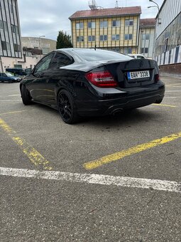 Mercedes C350 W204 Coupe 2011 225kw - 5