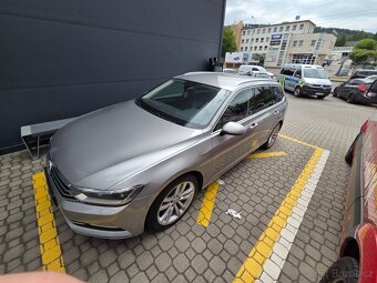 Volkswagen Passat Variant HL 2,0 TDI 4Mot 7DSG 176 kW 2016 - 5