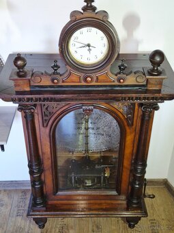 Starožitný hrací stroj Polyphon, Lipsko, Německo, 1898 - 5