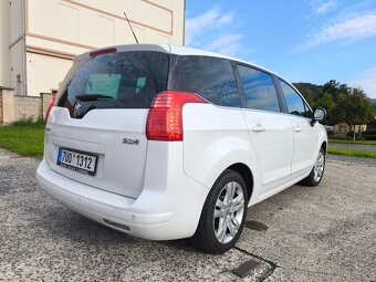 Peugeot 5008 1.6 HDi, 80 kW, r. 2011, 7 míst - 5