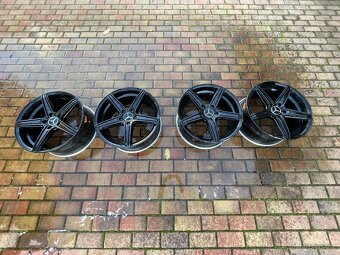 německá alu TOMASON 8x18" 5x112 - 5