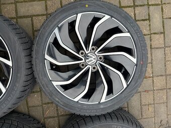 ORIGINÁL Alu Volkswagen Ventura R17, 5x112 - NOVÉ ZIMNÍ PNEU - 5