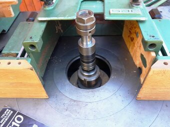 Spodní frézka SAC - 5