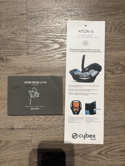 Novorozenecká autosedačka Cybex Aton 5 + Aton base 2-fix - 5