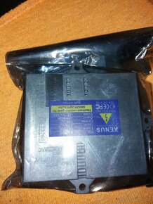 XENUS D1S 1 307 329 121 + žárovky. - 5