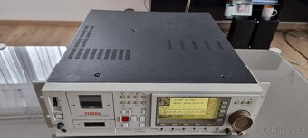 FOSTEX D-30 - 5
