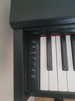 Digitální piano YAMAHA YDP-144 B se židlí - 5