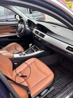 BMW 330d - 5