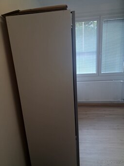 šatní skříň - 5