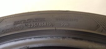 GOODYEAR 235/45/ R19 99H 3,5-4,5mm - 5
