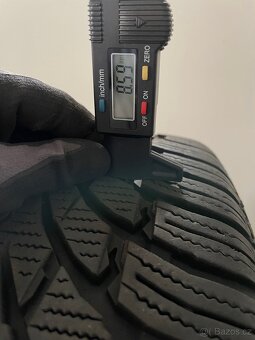 Original zimni kola Volvo XC40 Recharge pneu 95% - 5