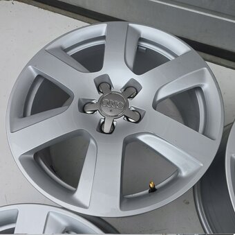 ALU KOLA AUDI A4 B6 B7 B8 B9 A6 C6 C7 Q3 17'' ET39 - 5