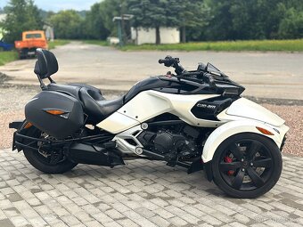 Can-am Spyder 1330 F3 SM6 MY2015 - 5