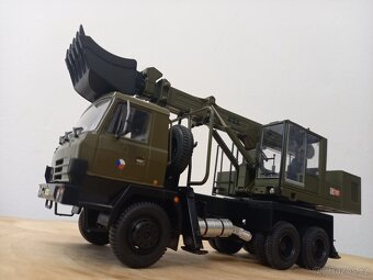 Tatra 815 UDS 114 ČSLA - 5