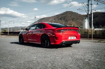 DODGE CHARGER HELLCAT 6.2 SUPERCHARGED V8 - 5