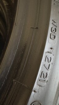 Zimní pneu 235/40/19 Bridgestone (4ks) - 5