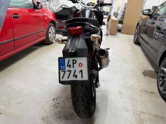 KTM Duke 690 32kW 2013 - otevřená - 5