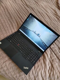 Lenovo Thinkpad T15 gen1 - 5