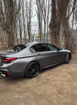 BMW 540i - 5