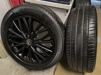 ALU kola Toyota C HR 5x114,3 R18 Originál, pneu Michelin 6mm - 5