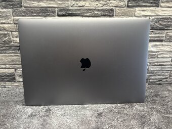 MacBook Pro 16" 2019 i7 / 16GB / 500GB / Pro 5300M - 5