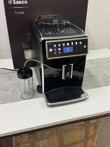Kvalitní kávovar Saeco Xelsis SM7580/00 - 5