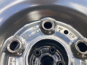 Zimní kola VW SHARAN 16" 5x112 GOODYEAR 205/60R16 96H 90% - 5