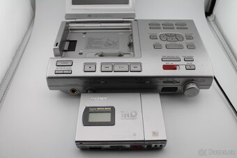 SONY Minidisc Walkman rekordér s dokovací stanící - 5