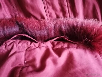 Dámská bunda s kapucí vel. M - 5