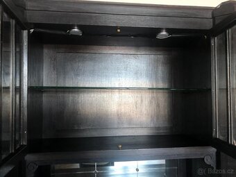 Starožitný velký kredenc - 5