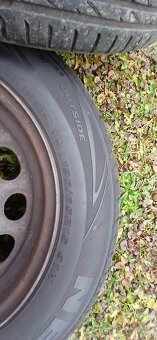 Prodám letní pneumatiky 195/65 R15 - 5