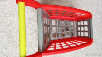 Prodám nafukovací sekeru, míč, košík, vaničku, čelenku .... - 5