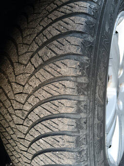 Audi A4 85 KW klima výhřev - - 5