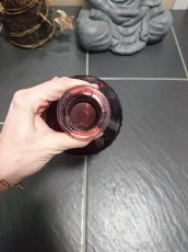 Skleněná ozdobná váza cervena a šedá - 5