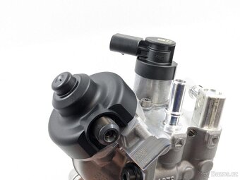 NOVÉ Palivové čerpadlo pro BMW Bosch 0445010776 - 5