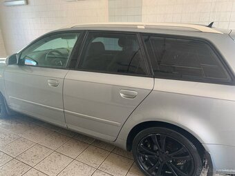Audi a4b7 - 5