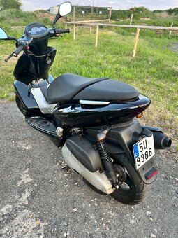 Yamaha Maxster 150 - 5