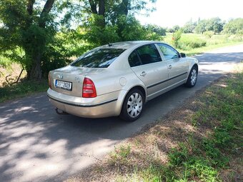 ŠKODA SUPERB Elegance 1,9 TDI/96 kW Automat - 5