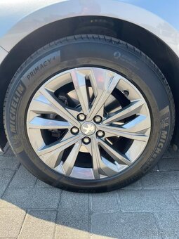 Peugeot 508 BlueHDi 130 EAT8 SW Business rok 02/2020 - 5