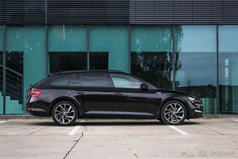 Škoda Superb Combi 2.0 TDISportline DSG - 5