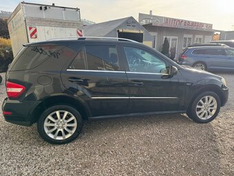 Mercedes-Benz ML 300 CDI 7G 136t km 4-Matic r.2010 - 5