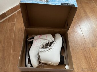 Dívčí brusle vel EU 35 - 5