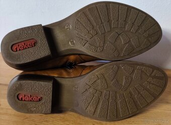 Dámské zateplené polokozačky Rieker 37 - 5