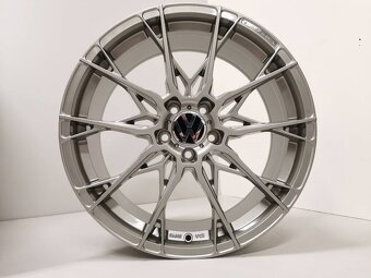 Škoda, Vw alu kola 8,5J R19 5x112 ET35 Axxion - 5