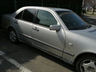 Mercedes w210 4.2 v8 - 5