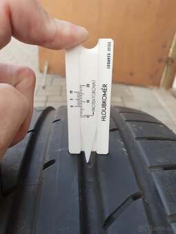 Hankook Ventus Evo2 225/45 r17 - 5