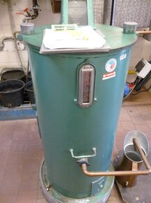 PRODÁM pálenici 220/130 litrů, otop plyn - 5