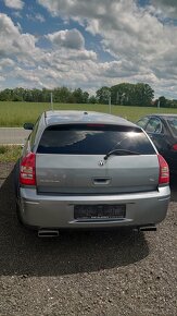 DODGE MAGNUM RT 5,7 V8 HEMI AWD - 5