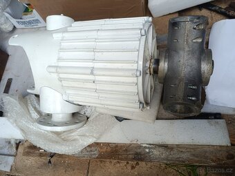 vetrna elektrarna turbina poctivych 3 kw, 18.5m stozar - 5